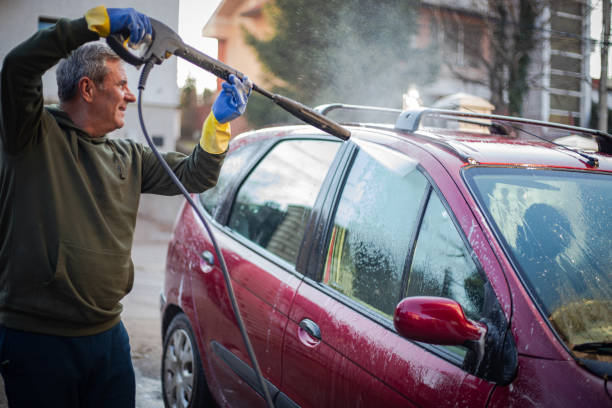 Best Roof Pressure Washing  in Knik Fairview, AK